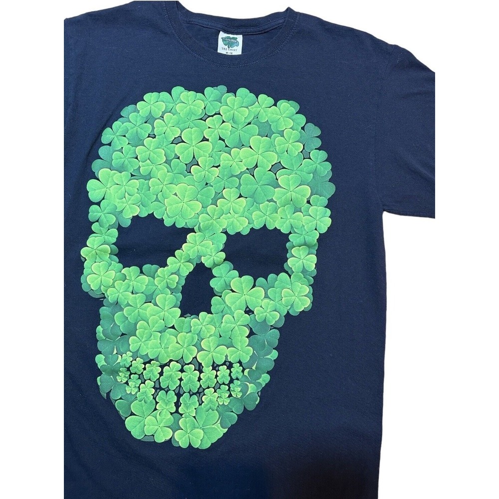 SHAMROCKS Skull T-shirt St Patrick's Day Lucky Clover Size Medium TEE19